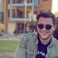 Objavljen snimak utapanja mladića tokom momačke večeri na Lefkadi: Niko nije smeo da mu priđe zbog jakih talasa, plažom…
