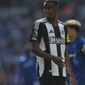 Novi domino efekat "devetki" - Liverpul spremio rekordnu ponudu, a onda "padaju" Slovenac i Brazilac!