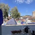 Studenti u blokadi DUNP-a u Novom Pazaru i dalje ispred gradske uprave