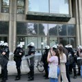 Jelena Kleut: Dekan Alanović se upisuje u nečasnu istoriju onih koji su pozvali policiju na svoje studente