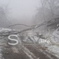 Sijarinska banja pod snegom i bez struje od sinoć
