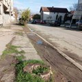 Žitelji Ulice Braće Poljakovića mole JKP Šumadija da radnici izađu na teren i pogledaju u kakvom je stanju