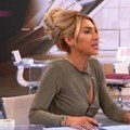 "Neki od sramote neće smeti na ulicu": Jovana Jeremić zapenila na mrežama, rešila sve da otkrije u knjizi