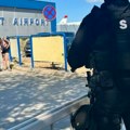 U Tivtu uhapšeni ruski državljani: U 19 kofera našli novac i neprijavljenu opremu za špijuniranje