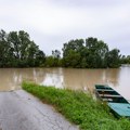 Zbog rekordnog vodostaja Drave poslat SMS upozorenja: Kod Hlebina propušta nasip, za vodeni talas se pripremaju i u Slavoniji
