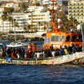 Četvorica migranata umrla nakon što su gurnuti s glisera blizu plaže u Španiji