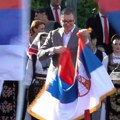 Vučić raširio zastavu Srbije iz UN: Sanjao sam je danima i noćima, znao koliko vredi