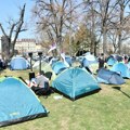 Pijan vređao studente u Pionirskom parku pa priveden