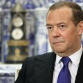 Medvedev: Bude li provokacija na Dan pobede, nema garancija da će Kijev doživeti 10. maj