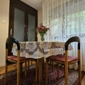 FOTO: Prodaje se dvosoban stan na Bagljašu – u prizemlju je i ima dve terase