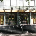 Iz pritvora pušteni SNS batinaši osumnjičeni za prebijanje studenata kada je jednoj studentkinji polomljena vilica