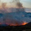 Udar groma napravio haos na Braču: Gori borova šuma