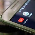 Google tvrdi da je trpeo pritiske Bajdenove administracije: Vraća pojedine ukinute Youtube naloge