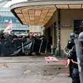Napad demonstranata na policiju u Švajcarskoj: Više od 500 privedenih