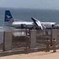 Putnički avion u Africi pao u more neposredno nakon poletanja (video)