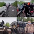 Voz van šina, 5 osoba u kritičnom stanju! Prve slike stravične nesreće u Rusiji