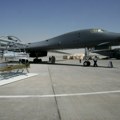 Premeštaju avione i brodove; Izdato upozorenje vojsci
