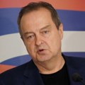 Obraća se ministar Dačić