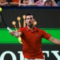 “Sledeće pitanje, molim”: Novak Đoković ostao tajanstven posle poraza u Šangaju
