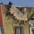 Pet osoba povređeno u napadu dronom na stambenu zgradu u Krasnogorsku