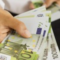Ispunili samo jedan uslov i dobili 816 evra: Evo šta su morali da urade da bi dobili novac