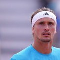 Zverev se žalio i kukao posle bruke u Rimu: "Nikad u životu ovo nisam video"
