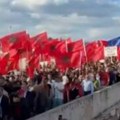 Hiljade Albanaca marširalo centrom Skoplja! Masa njih stigla sa Kosova, mahali zastavama i uzvikivali: "UČK", traže veća prava…