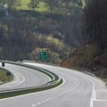 Putevi Srbije: Uklonjeno zapaljeno vozilo na auto-putu E-80