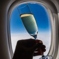 Kraj pića tokom rulanja: FAA menja primenu pravila starog 34 godine