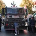 Haos na ulicama Albanije: Sukobi demonstranata i policije, građani traže ostavku Edija Rame