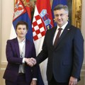 Je li za Plenkovića važnije da razgovara sa Vučićem, nego sa Brnabić?