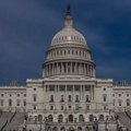 Panika u Vašingtonu: Evakuisana poslovna zgrada američkog Senata (VIDEO)