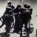 Tuča Srba i Rusa u centru Beograda: Svađali se, šutirali i tukli, policija ih privela