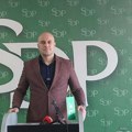 Melajac (SDP): Osobe koje blokiraju kružni tok u centru grada svima prave štetu a stanovnike Novog Pazara drže kao taoce