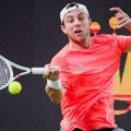 „Završio sam sa ovim sportom“: Teniser razočaran posle eliminacije u Šangaju