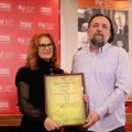 Uručene godišnje nagrada UNS-a – "Dimitrije Davidović" urednici Aktuelnosti Jeleni Božović