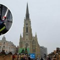 Izbio požar na vratima katoličke crkve, sumnja se da je podmetnut: Drama u Novom Sadu