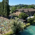 U ovom evropskom gradu ljudi se kupaju u reci tokom pauze za ručak: reka im je i bazen i prevoz