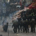 Francuska policija uhapsila više od 160 demonstranata širom zemlje, u 140 odvojenih akcija učestvovalo 33.000 ljudi