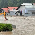 Slovenija U crvenom Poplavljene kuće, pokrenuta klizišta, putevi neprohodni (foto)