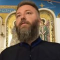 Saopštili mu usred liturgije Otac Predrag uputio poruku onima koji su ga pokrali (VIDEO)