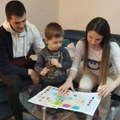Svet u malom prstu četvorogodišnjaka: Radoznali Luka Ranđelović iz Niša voli i poznaje geografiju bolje od odraslih