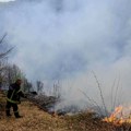 Požar kod Bileće stavljen pod kontrolu, vatrogascima pomagali meštani