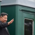 Krenuo dedinim sopama: Severnokorejski predsednik Kim krenuo vozom u Peking na vojnu paradu