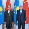 Predsednik Stalnog komiteta Nacionalnog narodnog kongresa Kine završio zvaničnu posetu Kazahstanu