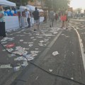Smeće ostalo na ulicama nakon što su SNS pristalice napustile miting (FOTO)
