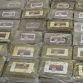 (VIDEO) Zaplenjeno oko 800 kilograma kokaina u Italiji, na velikom broju paketa zastava Srbije