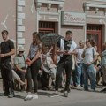 FOTO: Gužva do poslednjeg trenutka – mnogi Zrenjaninci nisu stigli da daju potpis Studentskoj listi