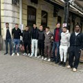 Fudbaleri Radničkog 1923 družili se sa navijačima ispred kafane „Balkan“