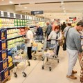 Doneta odluka o povećanju cena osnovnih namirnica u Srbiji: U odredbi navedena dva datuma, šta to znači za građane?